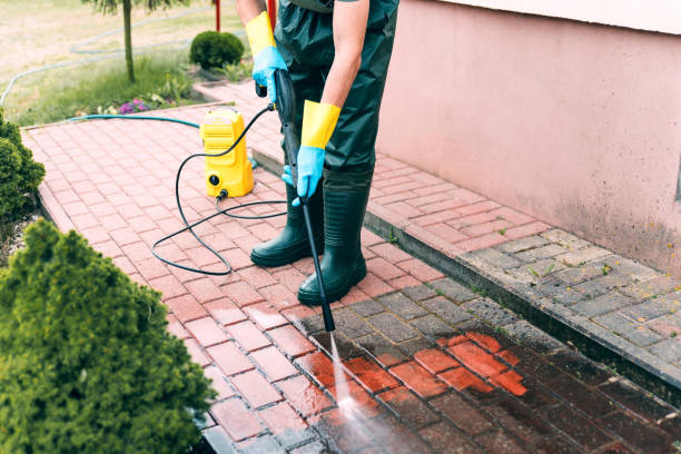 Best Residential Pressure Washing Services  in Kenosha, WI