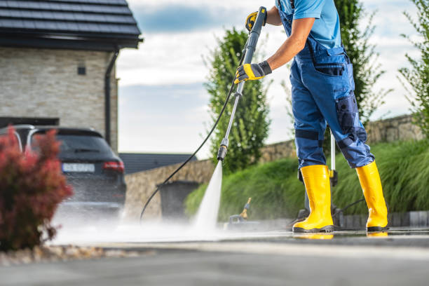 Best Commercial Building Pressure Washing  in Kenosha, WI